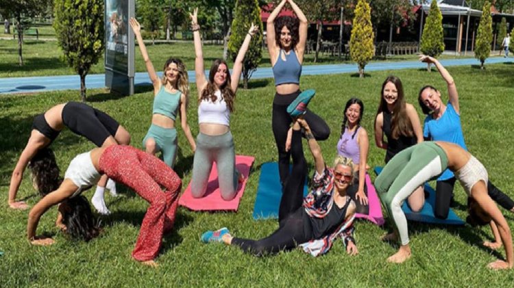 Eskişehir’de tartışma yaratan olay! Parkta yoga yapan kadınları CİMER’e şikayet ettiler