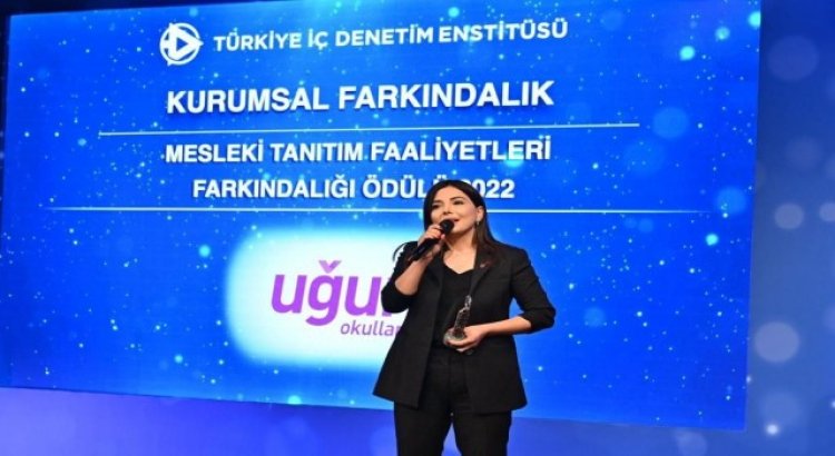 Uğur Okullarına iç denetimde “Kurumsal Farkındalık Ödülü”