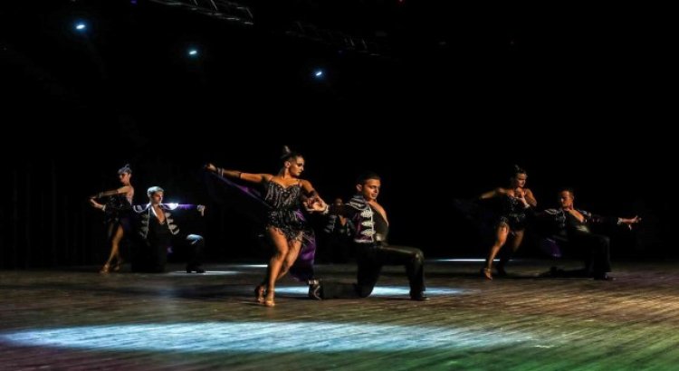 Yenimahallede Latin dansları rüzgarı esti