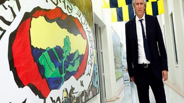 Jorge Jesus, Samandıra’da! Fenerbahçe’nin yeni arması önünde poz verdi