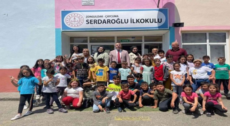 “Bir Kitap Bir İnsan” kampanyasında Serdaroğlu İlkokuluna kitap bağışlandı