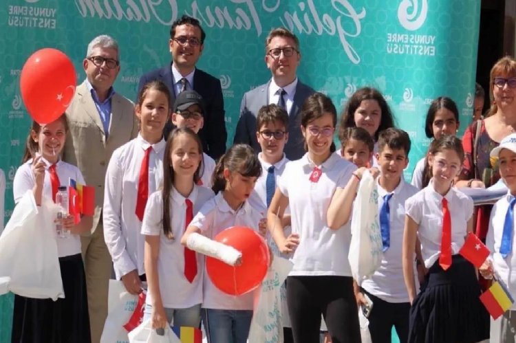 Bükreş’te Yunus Emre Enstitüsü tarafından Türkçe ve Çocuk Şenliği düzenlendi
