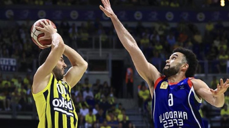 Son Dakika: Final serisinin ilk maçı nefes kesti! Fenerbahçe, Anadolu Efes’e geçit vermedi
