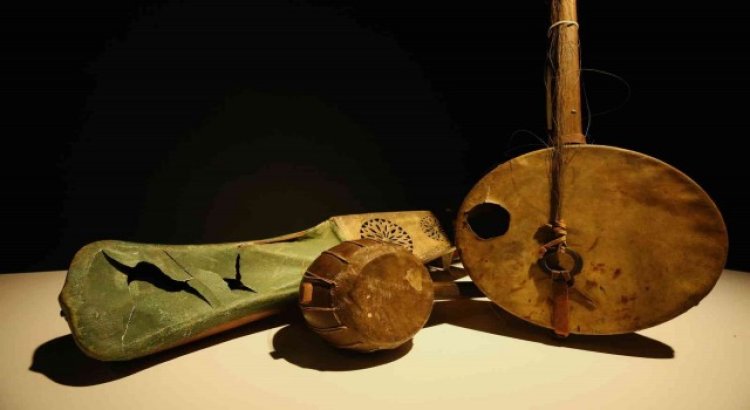 ABDden Nilüfer Müzik Enstrümanları Müzesine değerli bağış