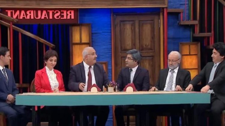 Güldür Güldür Show’un 6’lı masa skecine Davutoğlu ve Uysal’dan ilk yorum