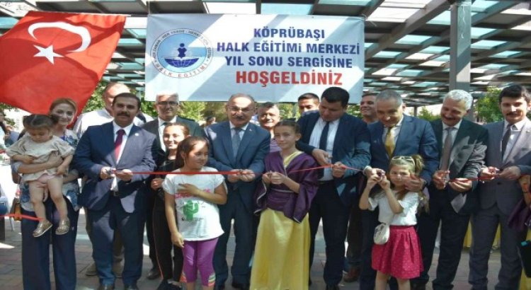 Vali Karadeniz, Köprübaşı Çilek Festivaline katıldı