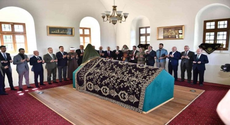 Sultan Murad, Kosovada kabri başında anıldı