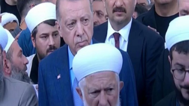 Cumhurbaşkanı Erdoğan, Mahmut Ustaosmanoğlu’nun cenazesinde
