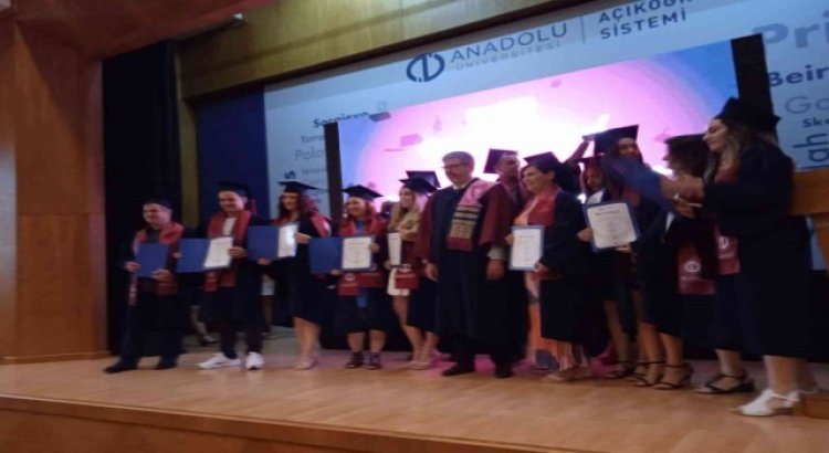 KKTC Anadolu Üniversitesinde mezuniyet töreni düzenlendi