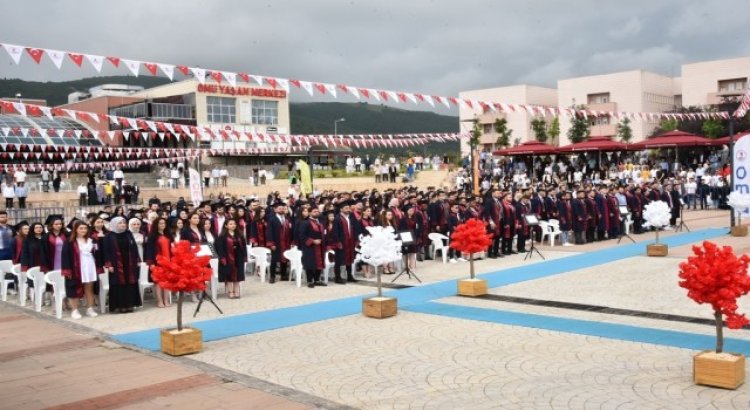 OMÜ İİBFde çifte mezuniyet heyecanı
