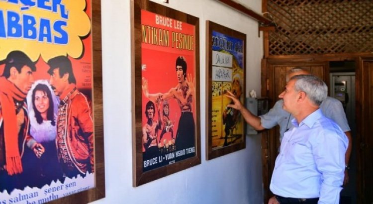 Başkan Çınar, Sinema Müzesinde incelemelerde bulundu