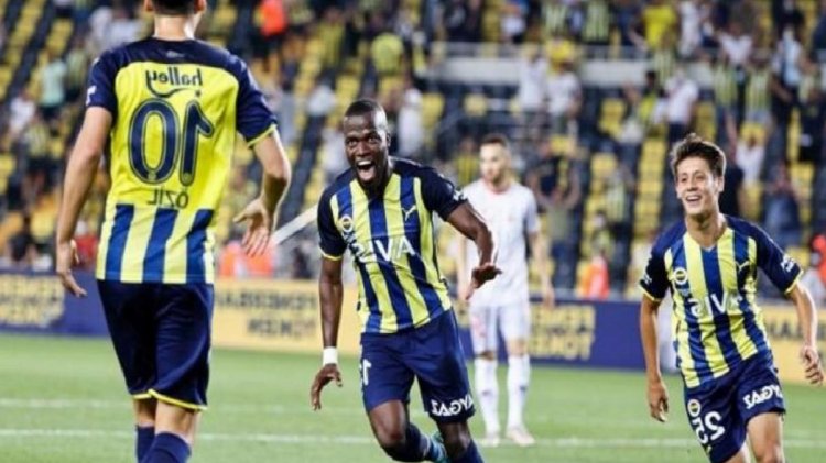 Fenerbahçe Enner Valencia’a 1+1 yıllık yeni sözleşme teklif etmeye hazırlanıyor