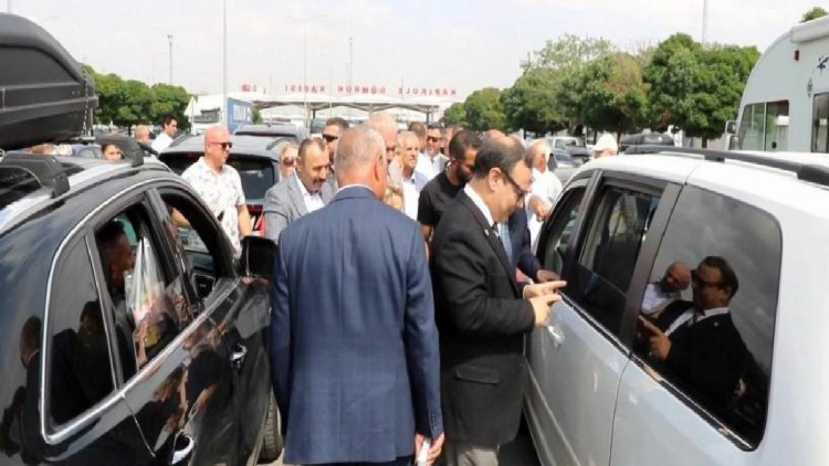 Kapıkule’de gurbetçi aile, İYİ Parti’ye Cumhurbaşkanı Erdoğan’ın konuşmasıyla cevap verdi