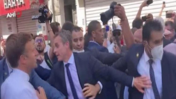 Macron Cezayir’de protesto edildi