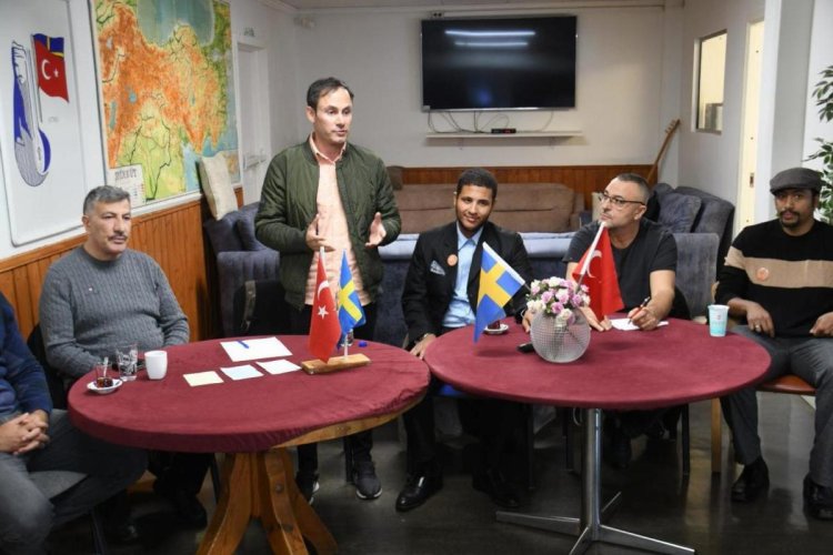 İsveç’te Türk asıllı siyasetçi, NATO üyeliği için Türkiye’nin taleplerinin karşılanmasını istedi