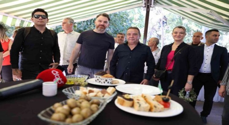 Food Fest Antalya Gastronomi Festivalinde ‘Zeytin Hasadı