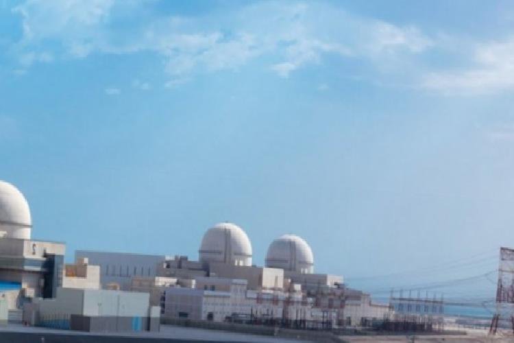 Petrol zengini BAE, nükleer santralde üçüncü üniteyi açıyor