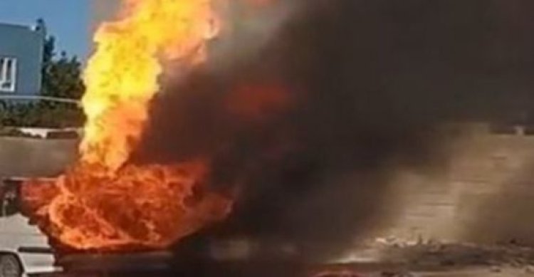 Şanlıurfa&#039;da otomobil alev alev yandı