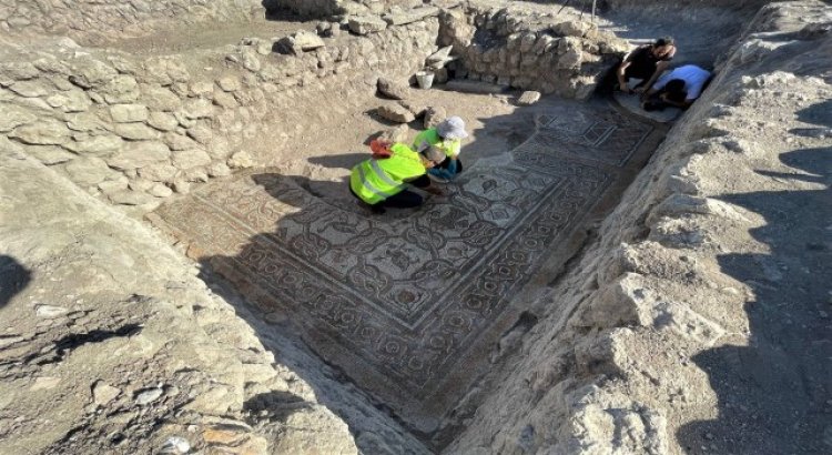 Karadenizin Zeugması Hadrianopoliste bin 500 yıllık yeni mozaikler bulundu