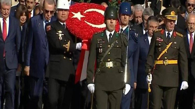 Cumhuriyet’in 99. yılı! Devlet erkanı Cumhurbaşkanı Erdoğan önderliğinde Anıtkabir’de