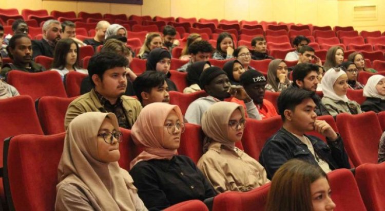Kırklarelinde uluslararası öğrenciler buluşması