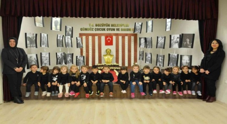 Bozüyük Belediyesi Gündüz Çocuk Oyun ve Bakımevinde minik öğrenciler Atatürkü andı
