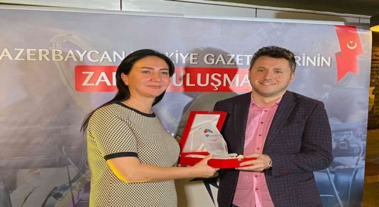 TGRT Haber Yayın Planlama Şefi Gökhan Özbeke Azerbaycan medyasından ödül