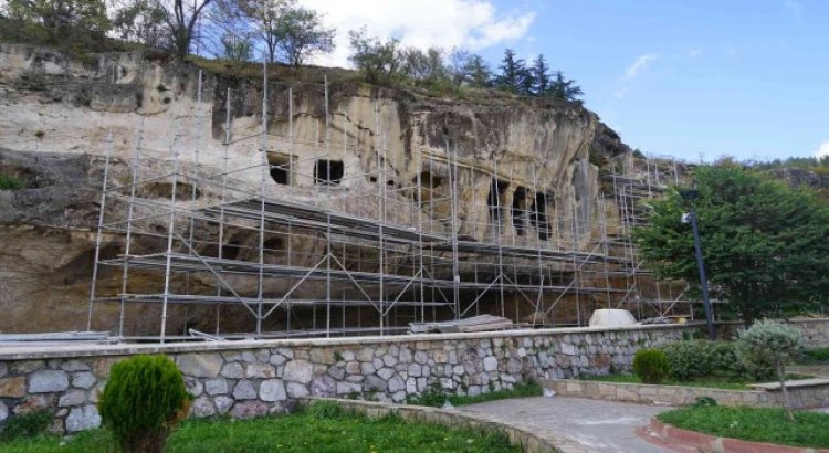 2 bin 700 yıl önce inşa edilen Evkaya Mezarları restore ediliyor