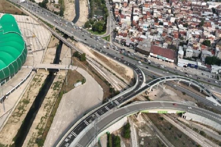Bursa’da trafiğin düğüm noktası çözüldü… Acemler artık nefes alacak