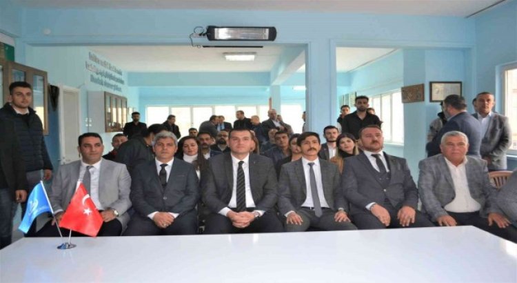 Ülkücüler Karacasudaki yeni hizmet binasını törenle hizmete açtı