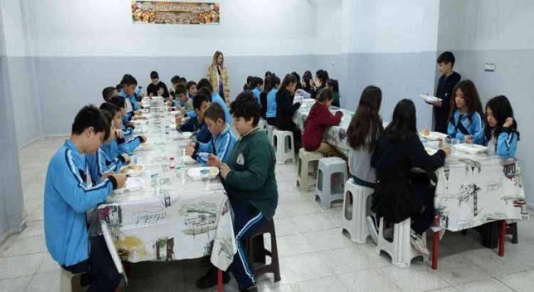 Denizlide 17 bin öğrenci ücretsiz yemek hizmetinden yararlanıyor