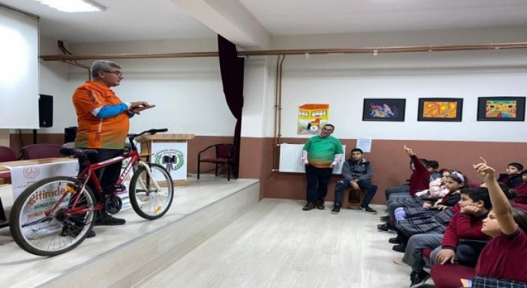 Muğlada okullarda bisiklet eğitimleri veriliyor
