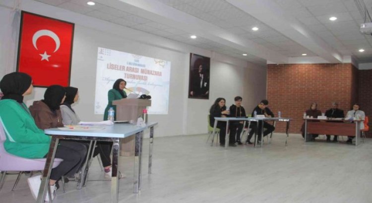 Elazığda 33 lisenin katılımıyla ‘Münazara turnuvasında start verildi