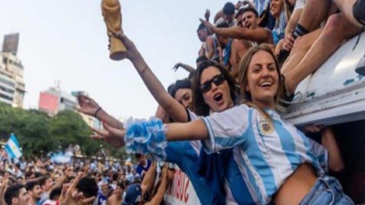 Arjantin’in kupa sevinci kursağında kaldı! Dünya Kupası kutlaması can pazarına döndü