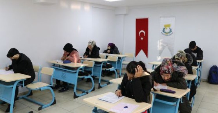 Haliliye&#039; Belediyesi ile sınava hazırlanıyorlar