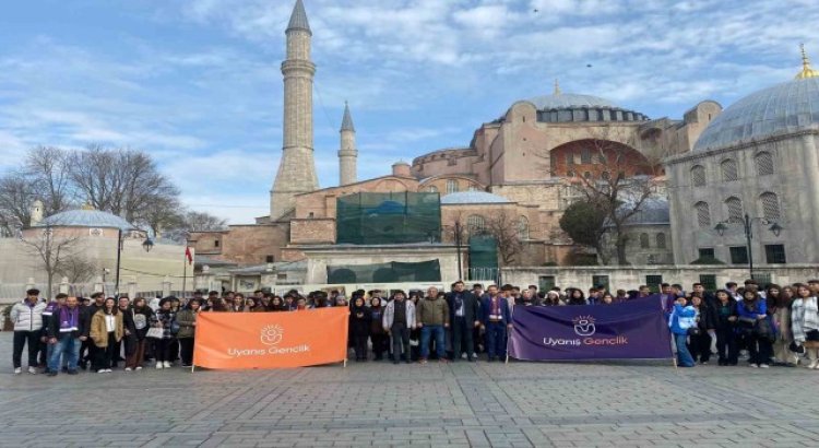 Diyarbakırlı öğrenciler İstanbul ve Ankarayı gezdi