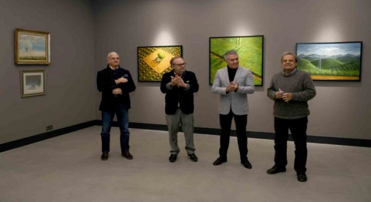 Ressam Gökçebağın Geçmiş Uzun Sürer isimli resim sergisi Ada Modernde açıldı