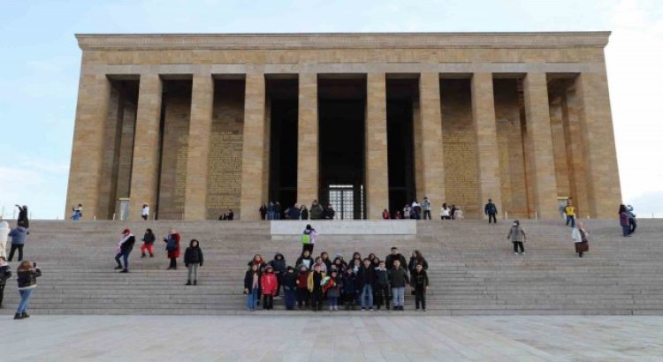 Başkan Gültaktan BİLSEM öğrencilerine Ankara gezisi hediyesi