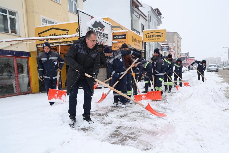 Nevşehir Belediyesi’nden karla uğraş
