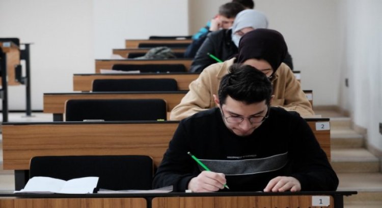 Bursada depremzedelere ücretsiz üniversite hazırlık kursu