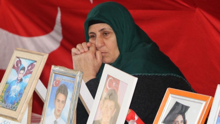 Diyarbakır’da anneler ramazanı evlat nöbetinde karşıladı