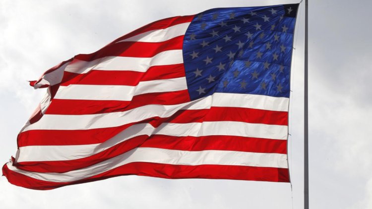ABD’de 6 kişinin öldüğü silahlı saldırının ardından bayraklar yarıya indirilecek