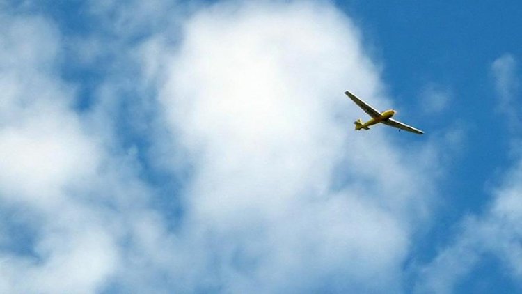 Almanya’da küçük uçak düştü: 2 ölü