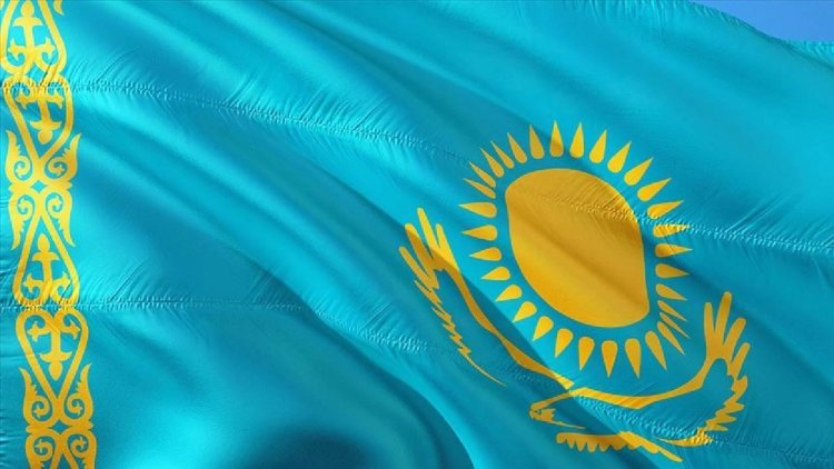 Kazakistanda hükümet istifa etti