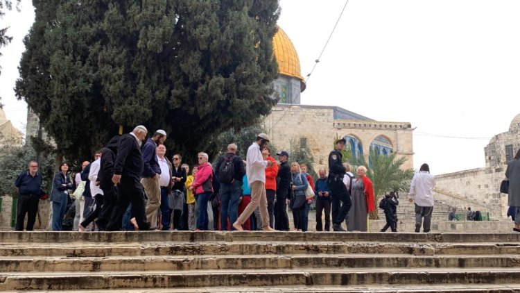 Yahudi yerleşimcilerin ramazan ayında Mescid-i Aksa’ya baskınları sürüyor