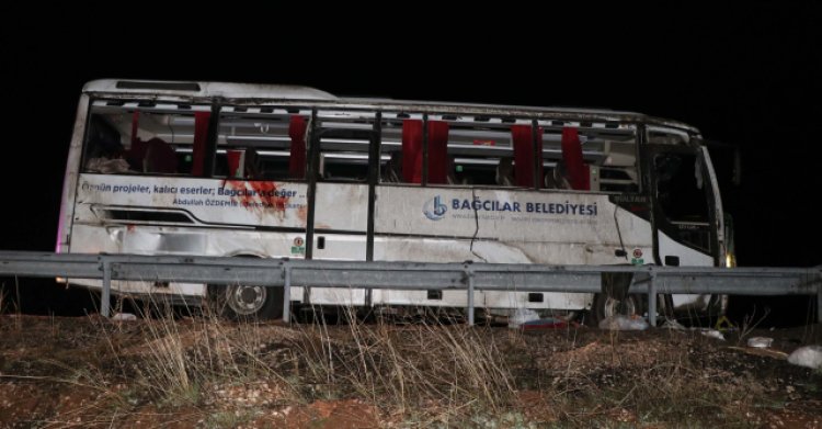 Kayseri’de devrilen yolcu otobüsündeki 3 kişi öldü, 19 kişi yaralandı