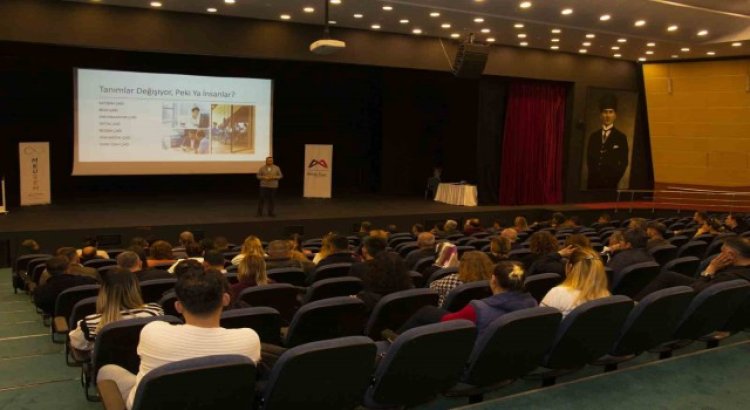 Mersin Büyükşehir Belediyesi personeline etkili iletişim eğitimi