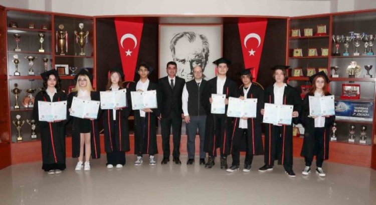 Gaziantep Kolej Vakfı Cemil Alevli IB Kolejinde diploma heyecanı