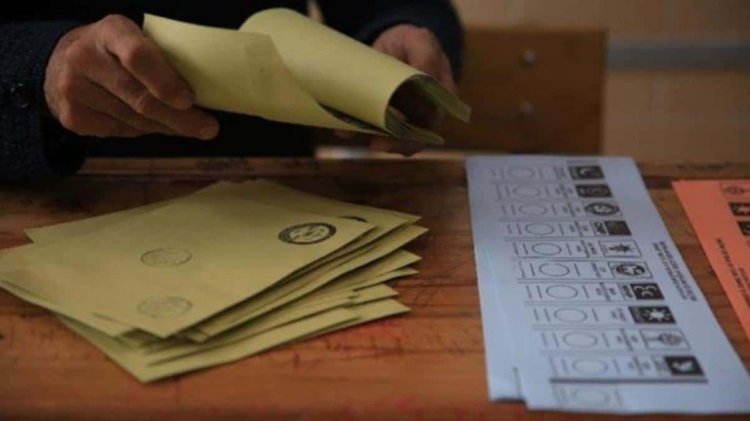 AK Parti’nin yüzde 40 çıktığı Metropoll’ün son seçim anketinde dikkat çeken hata
