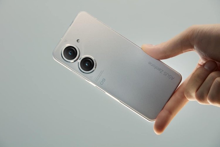 Asus Zenfone 10 Snapdragon 8 Gen 2 ile gelecek